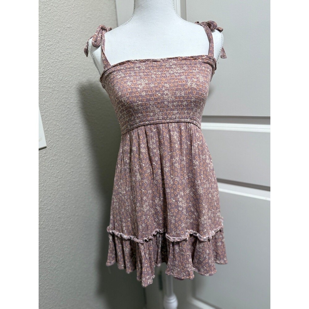 Be cool casual floral mini dress Medium